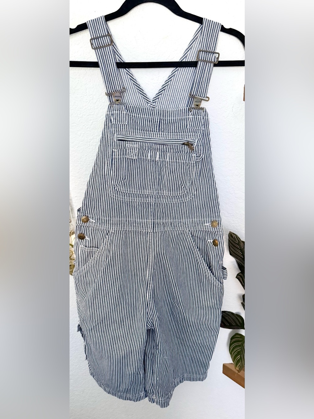 Duluth Gardening Short Overalls Railroad Stripe Rootstock Shortalls Utility XS
